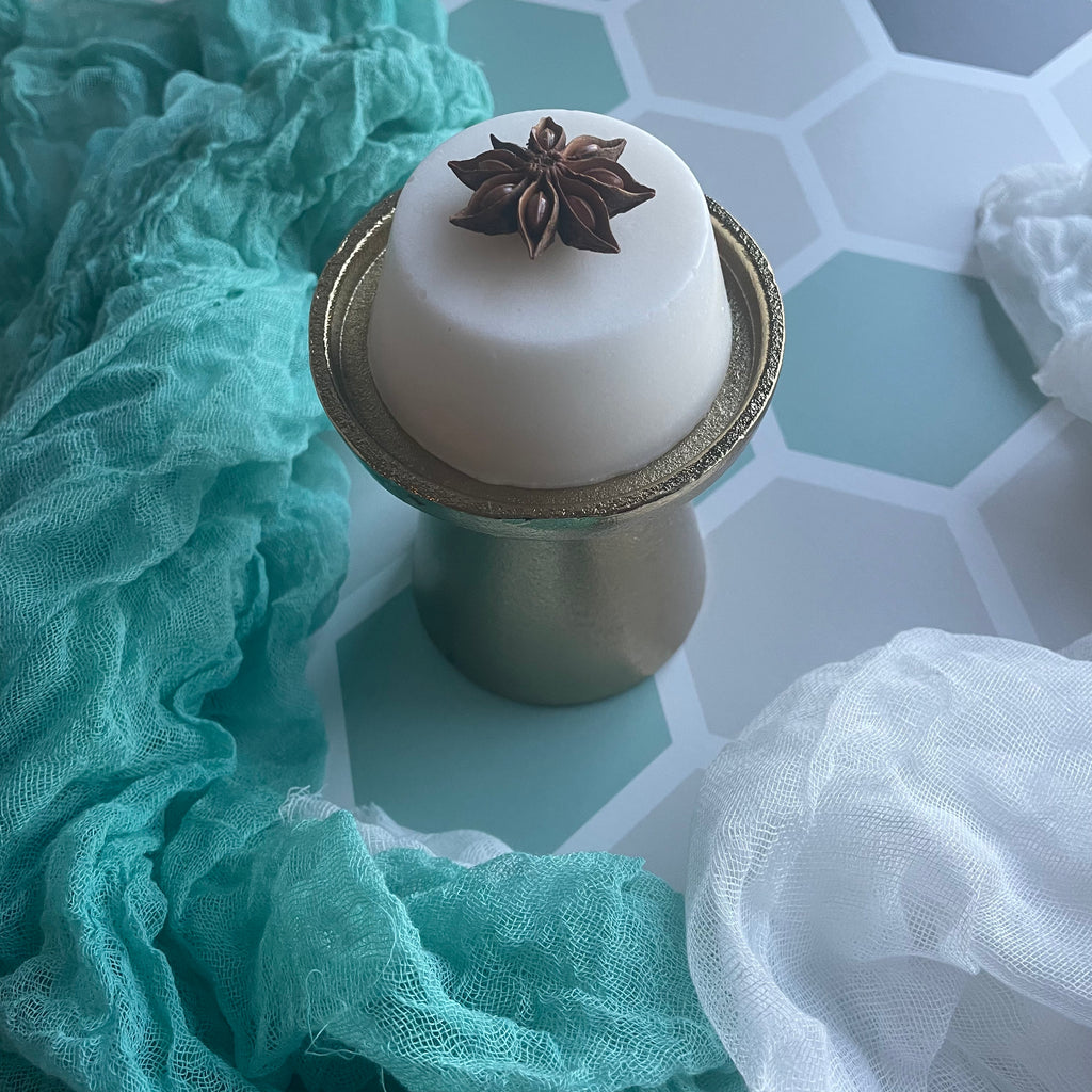 STEAMY CHAI SEA SALT SCRUB BAR - Salt and Seaweed Apothecary